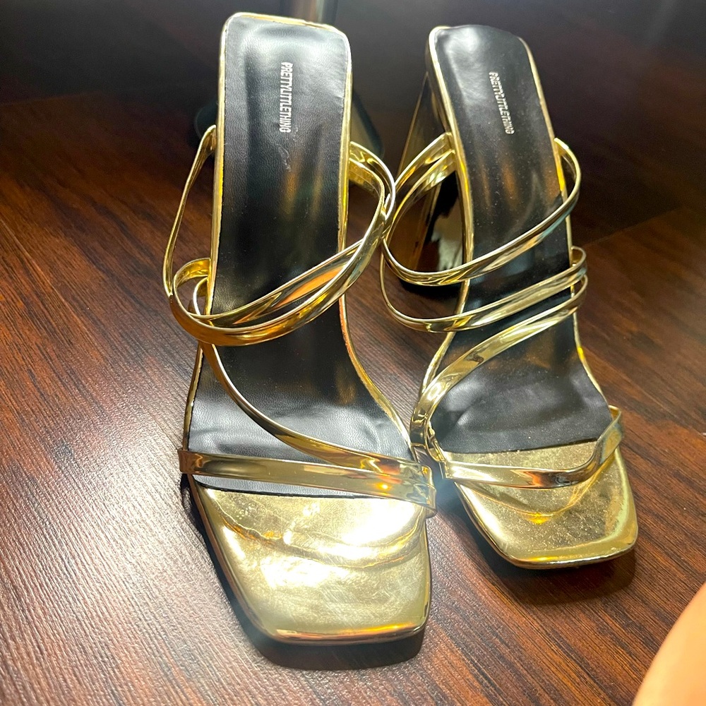 Heeled mule